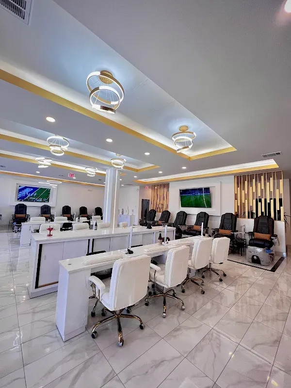 Manos Nail Bar - Best Rated Nail Salon in Uptown Dallas ( 20% OFF Monday-Thursday until 3:00PM) — Nail salon in Dallas